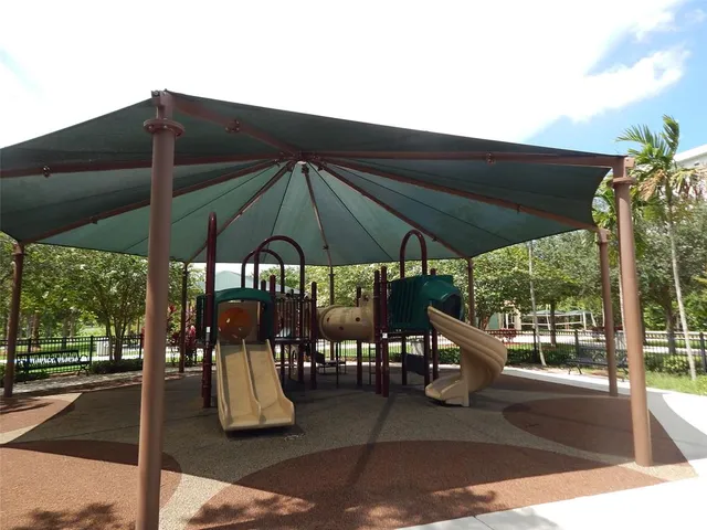 $185,000 | 3100 North Palm Aire Drive, Unit 606, Pompano Beach, FL 33069