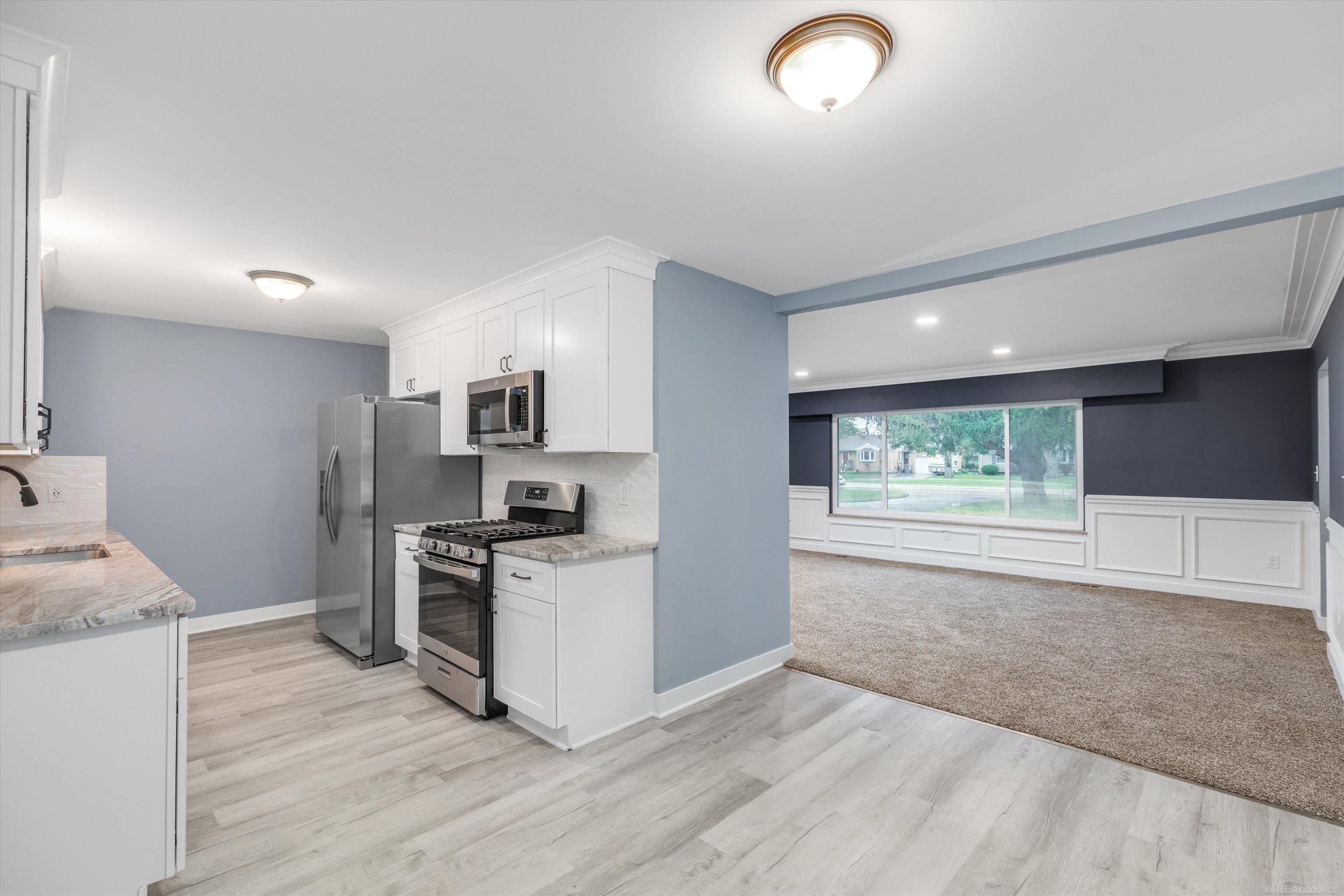 3024 Covert Road Flint, MI 48506 - Photo 7 of 23 50124288-6.JPG