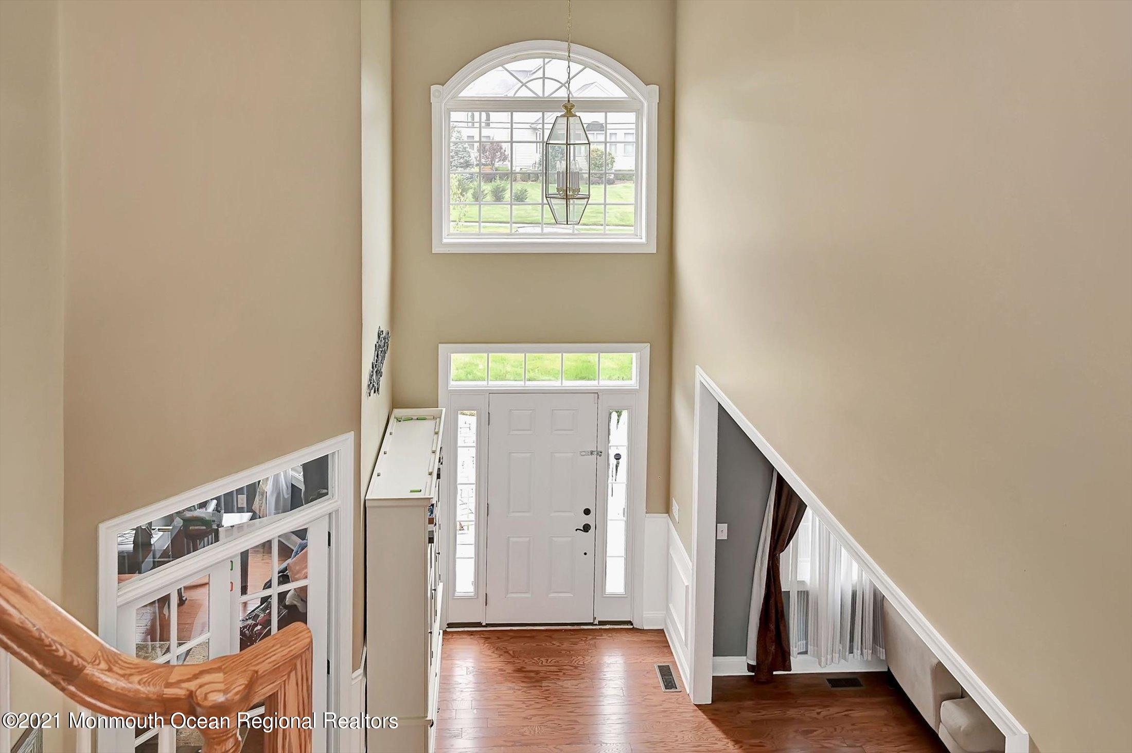 409 East Freehold Road Freehold, NJ 07728 - Photo 19 of 39 20-14097898