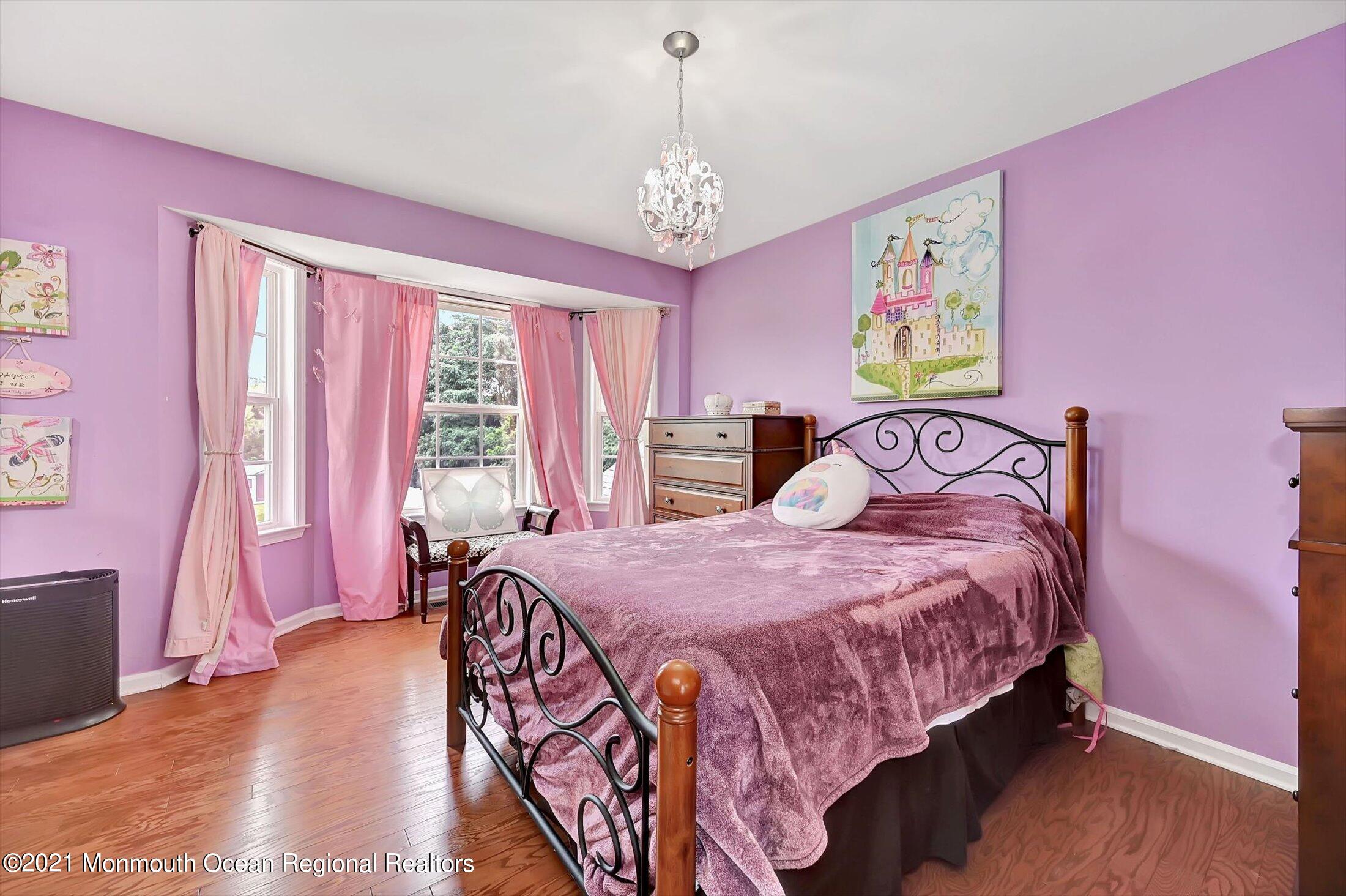 409 East Freehold Road Freehold, NJ 07728 - Photo 24 of 39 25-14097900