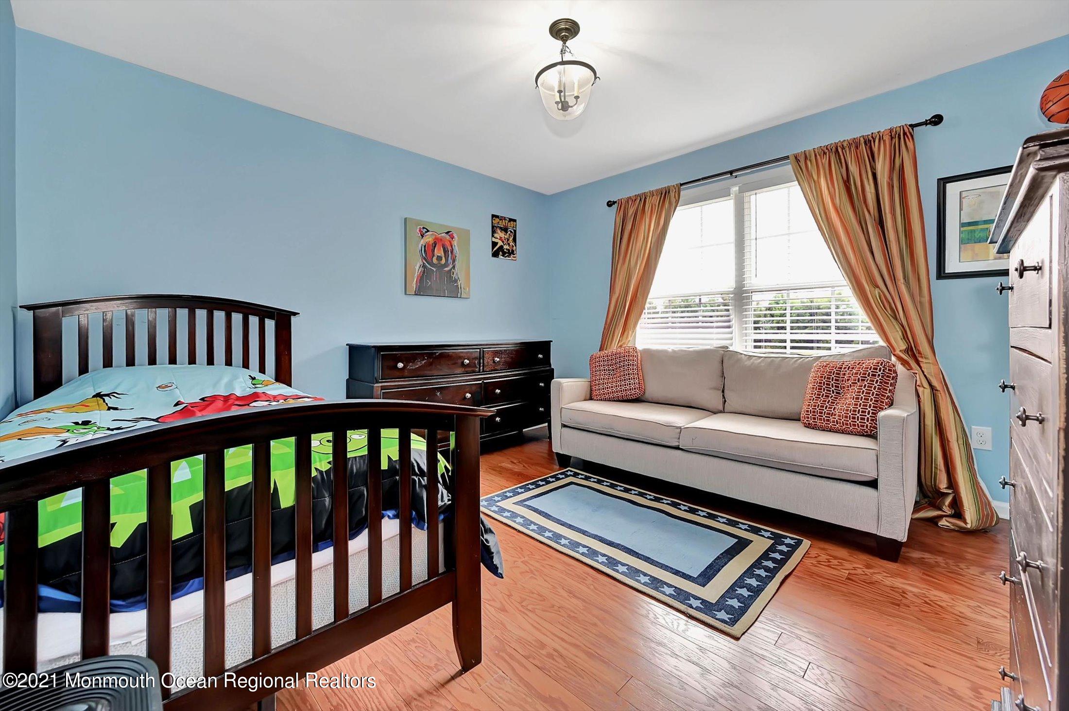 409 East Freehold Road Freehold, NJ 07728 - Photo 26 of 39 27-14097903