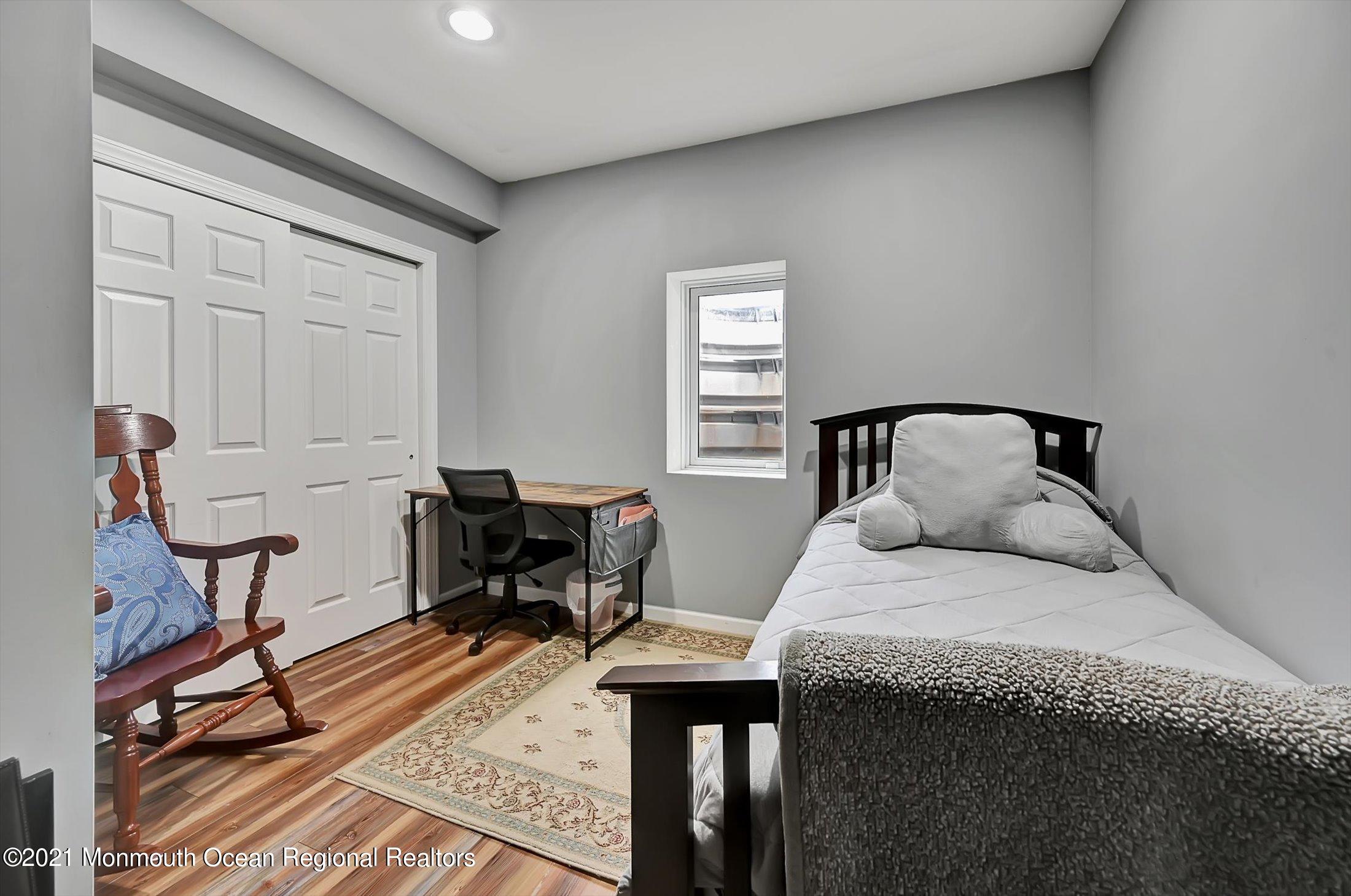 409 East Freehold Road Freehold, NJ 07728 - Photo 33 of 39 34-14097915