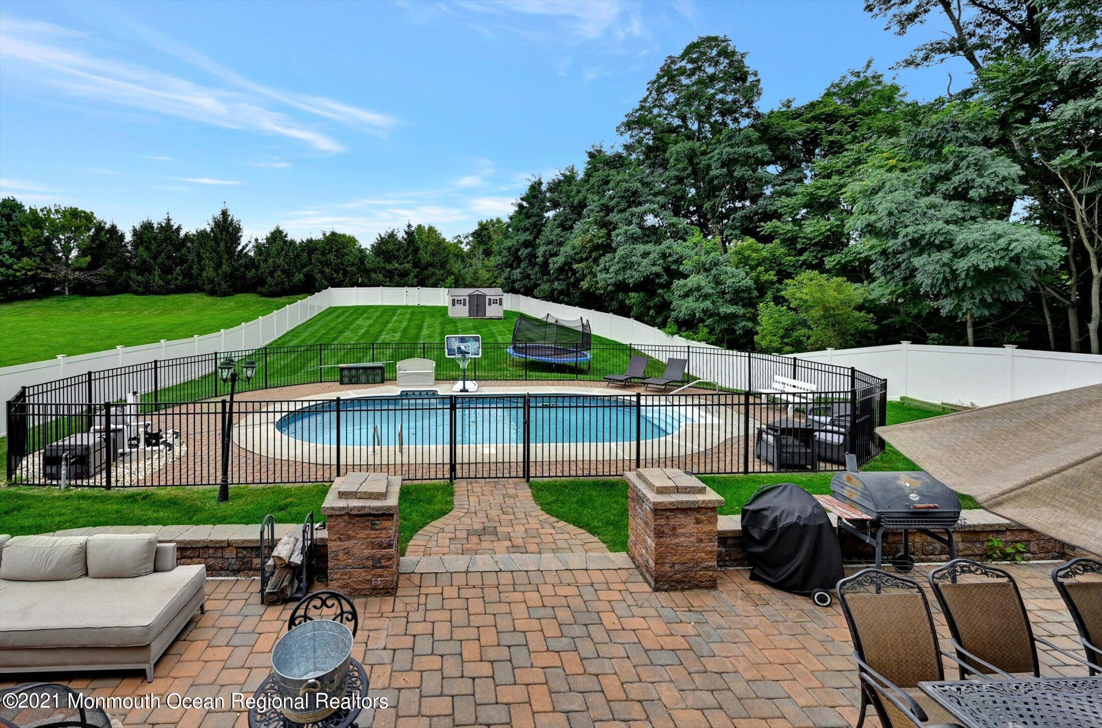 409 East Freehold Road Freehold, NJ 07728 - Photo 36 of 39 37-14097930