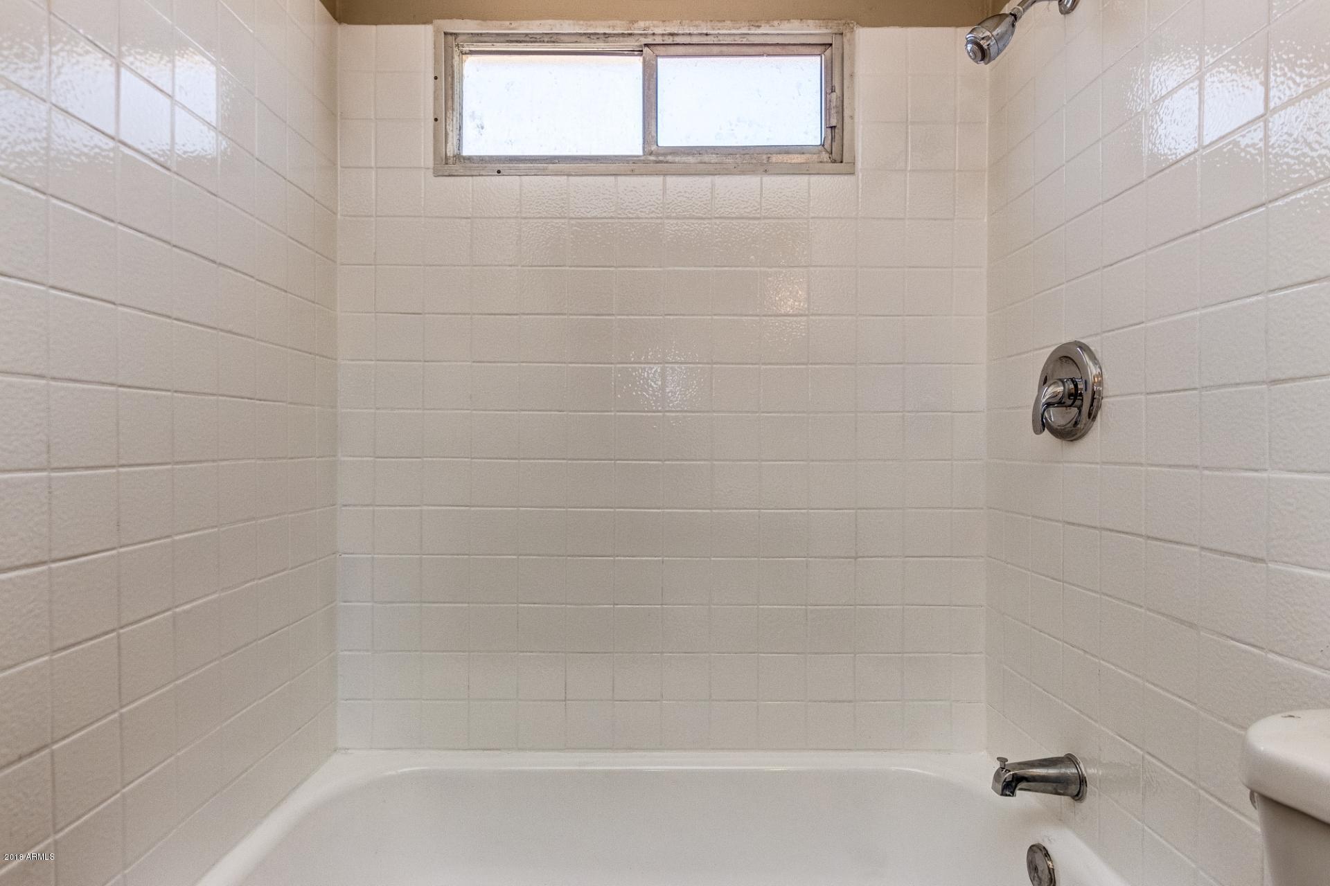 7107 West Almeria Road Phoenix, AZ 85035 - Photo 16 of 19 Almeria (17)