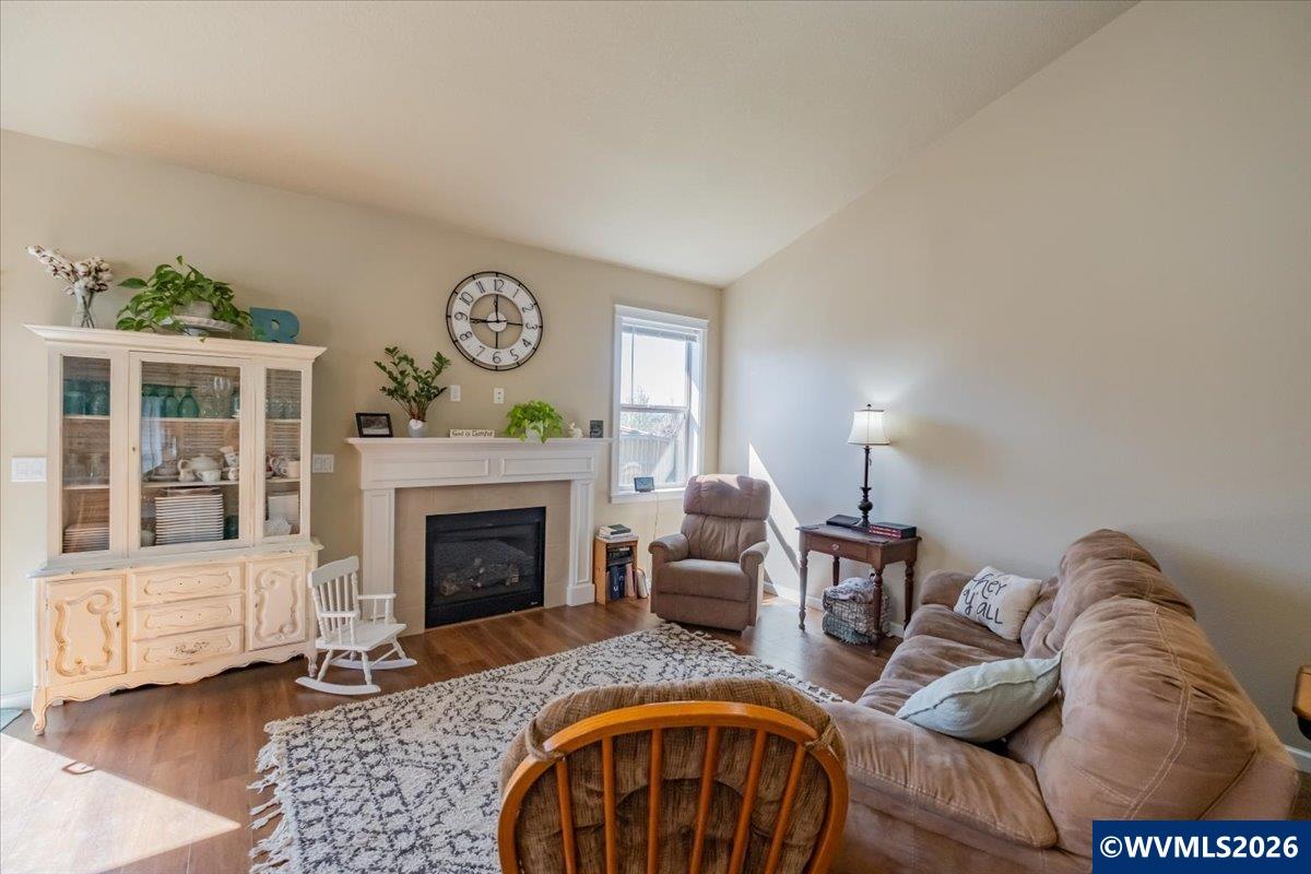 895 Chestnut Street Independence, OR 97351 - Photo 9 of 35 Gallery Image 9