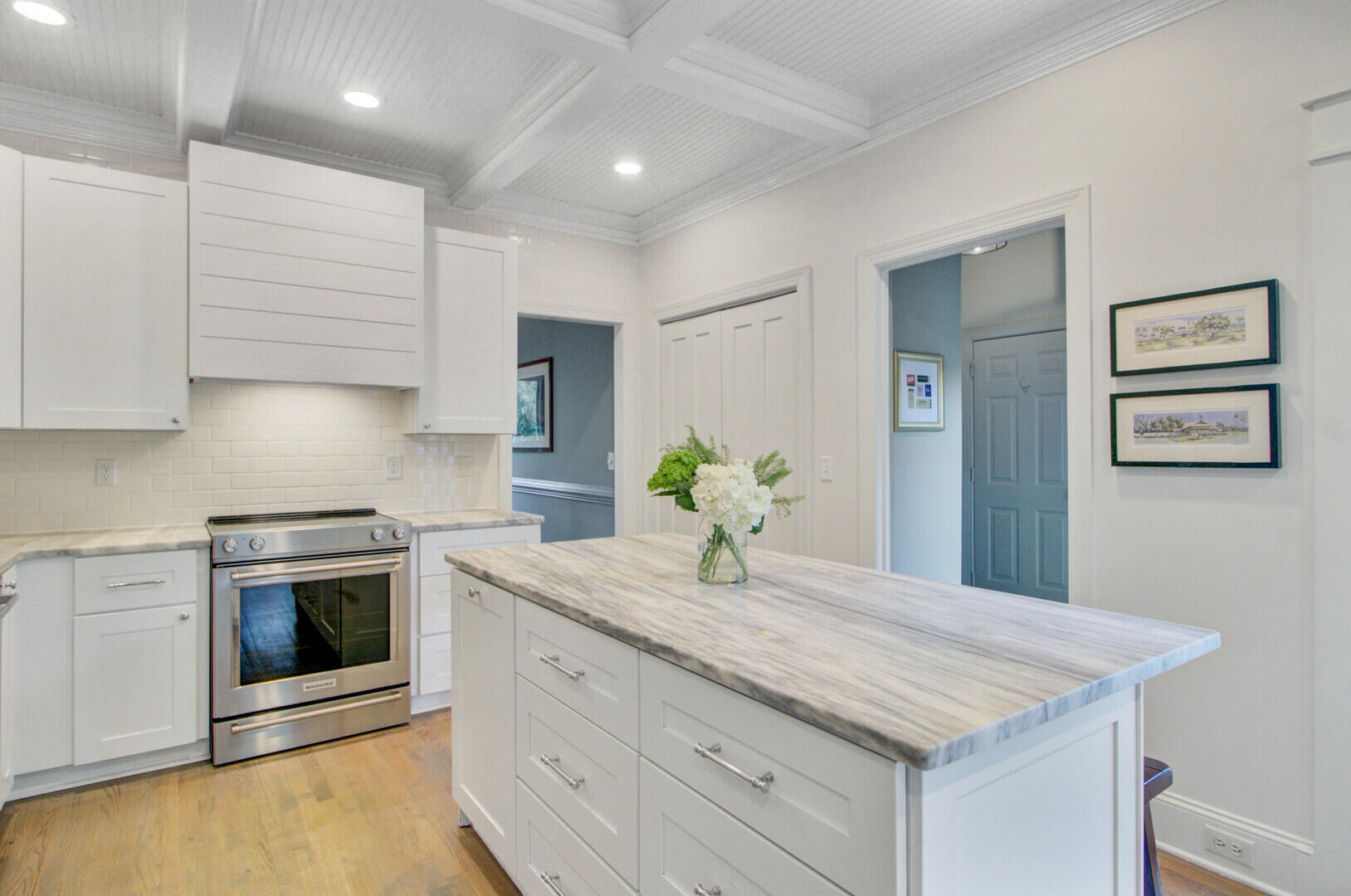 2197 Hartfords Bluff Circle Mount Pleasant, SC 29466 - Photo 13 of 52 Kitchen