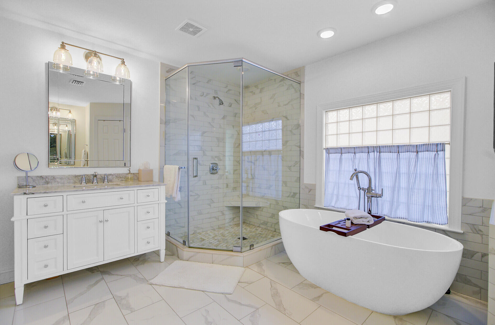 2197 Hartfords Bluff Circle Mount Pleasant, SC 29466 - Photo 25 of 52 Primary bathroom