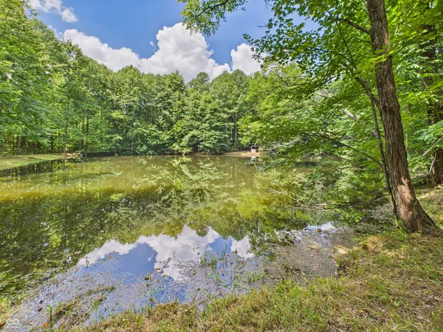 $462,000 | 3263 West County Road 250 South, Dillsboro, IN 47018