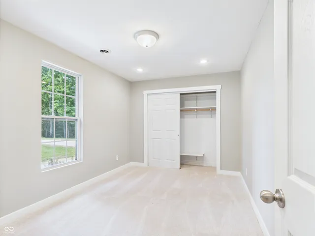 $462,000 | 3263 West County Road 250 South, Dillsboro, IN 47018