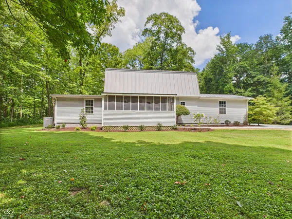 $439,000 | 3263 West County Road 250 South, Dillsboro, IN 47018