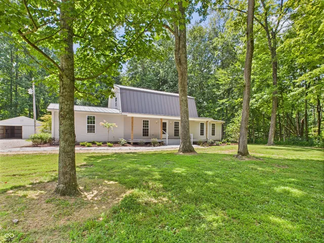 $462,000 | 3263 West County Road 250 South, Dillsboro, IN 47018