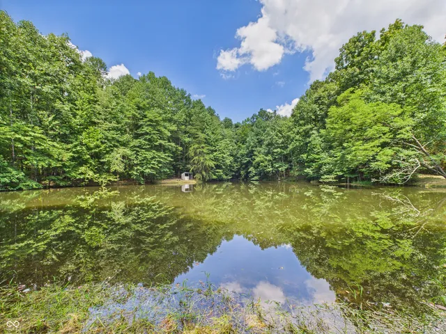 $462,000 | 3263 West County Road 250 South, Dillsboro, IN 47018