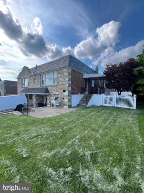 2927 Gelena Road Philadelphia, PA 19152 - Photo 1 of 19 Gallery Image 1