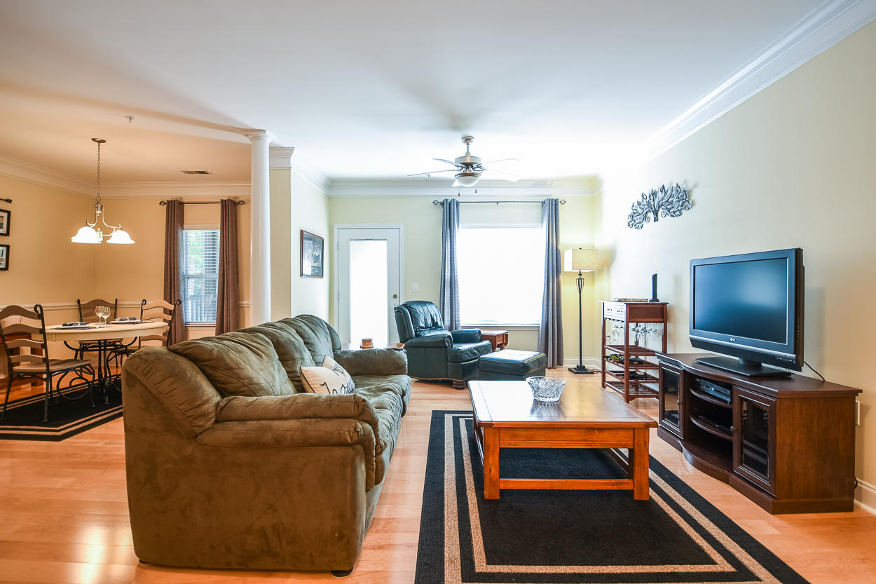 1406 Basildon Road Mount Pleasant, SC 29466 - Photo 2 of 26 Living Room