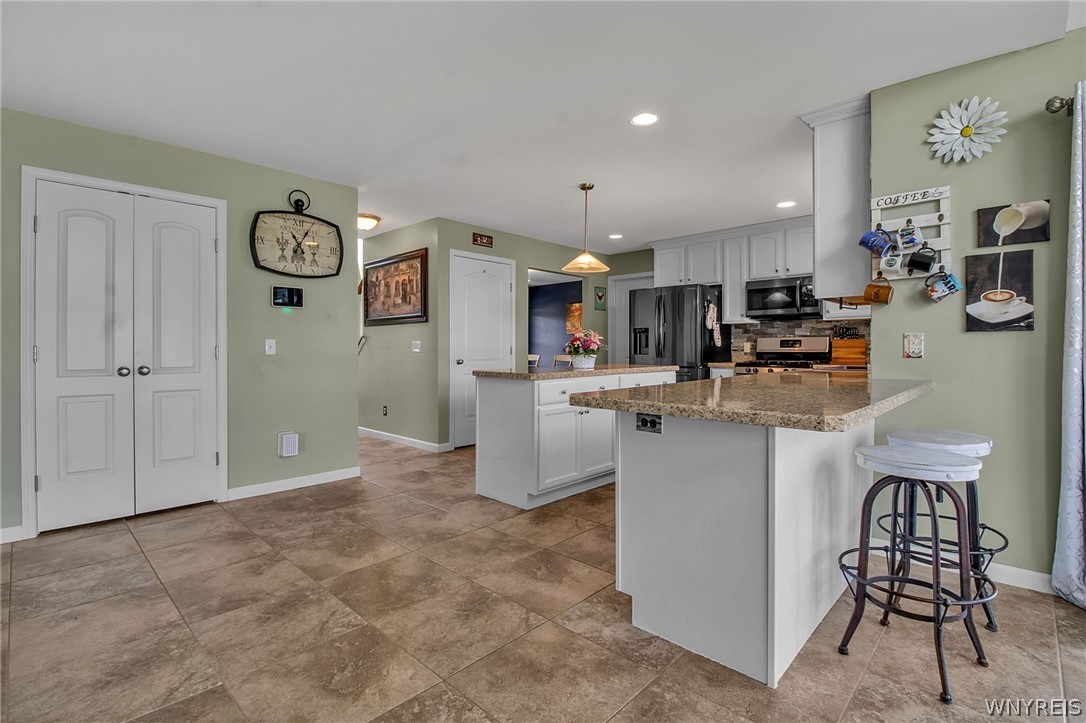 12 Summerfield Drive Lancaster, NY 14086 - Photo 15 of 44