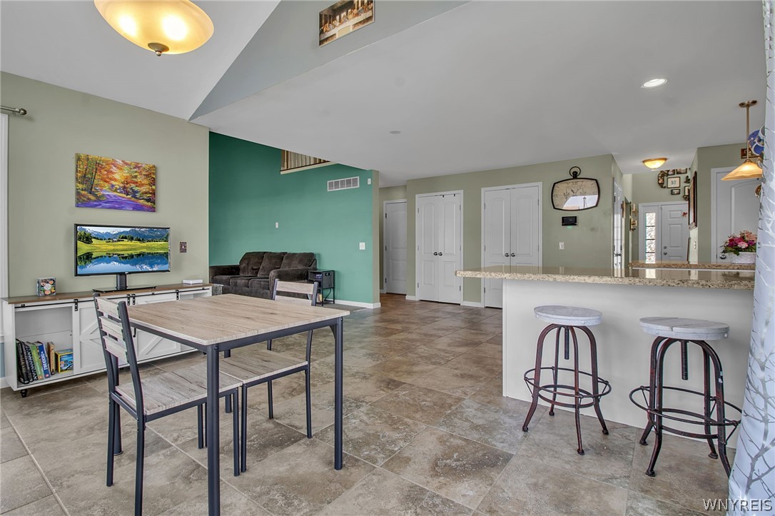 12 Summerfield Drive Lancaster, NY 14086 - Photo 17 of 44