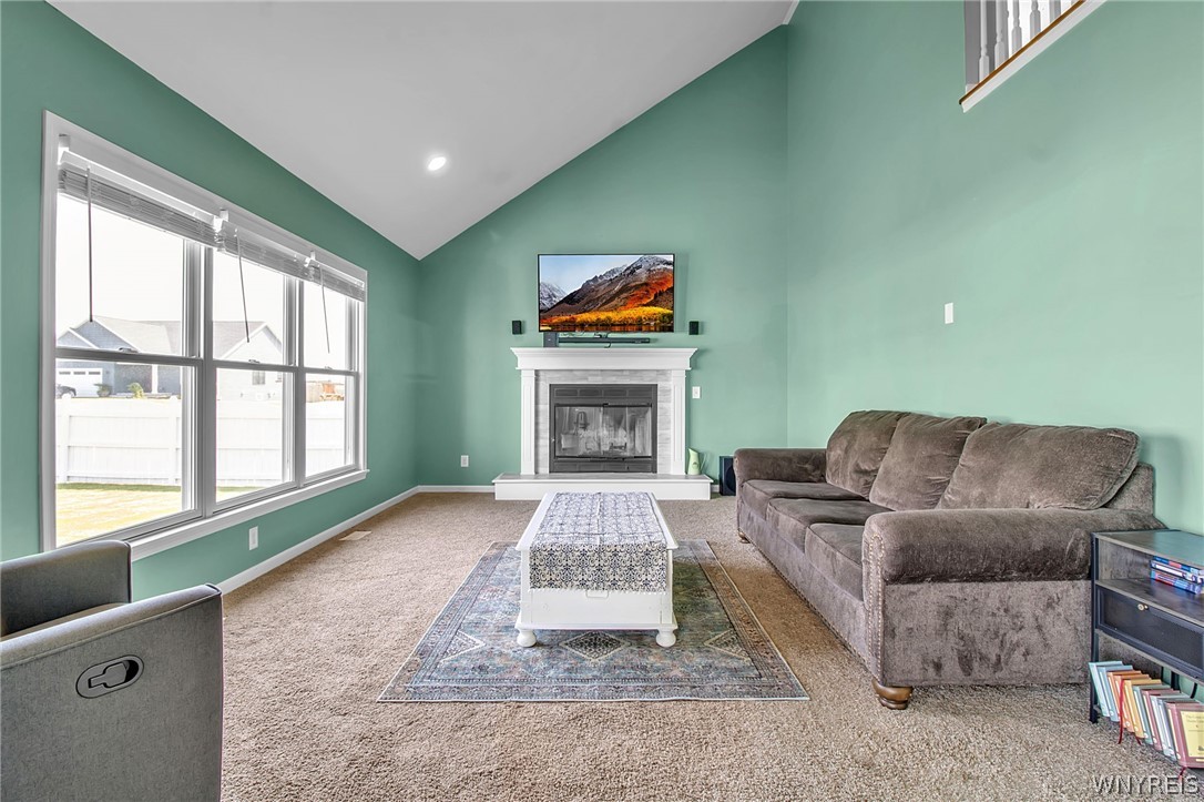 12 Summerfield Drive Lancaster, NY 14086 - Photo 19 of 44