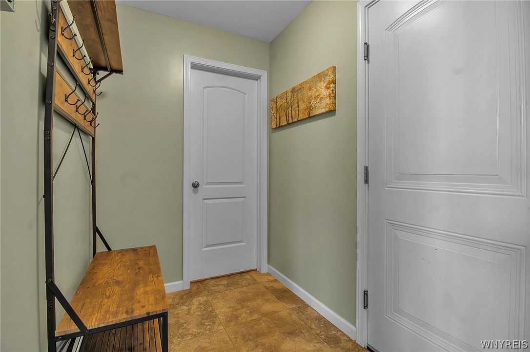 12 Summerfield Drive Lancaster, NY 14086 - Photo 22 of 44