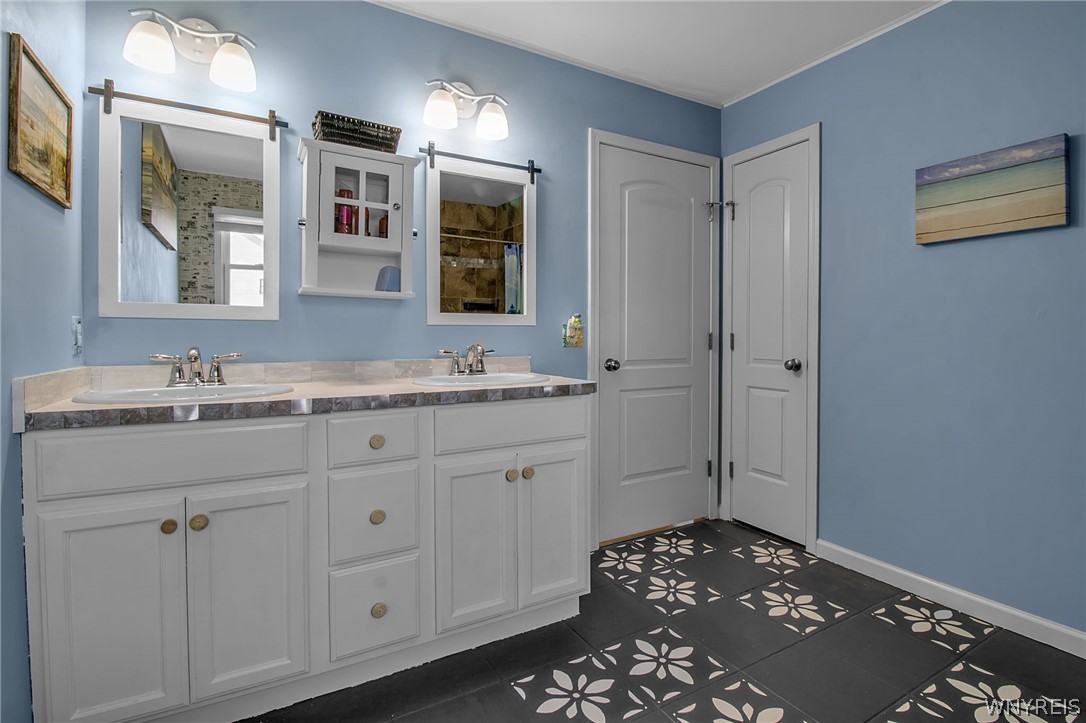 12 Summerfield Drive Lancaster, NY 14086 - Photo 30 of 44