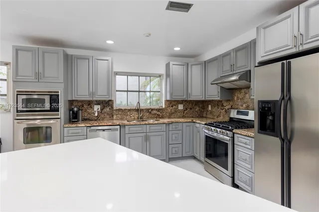 $2,600,000 | 1900 Pizarro Street, Coral Gables, FL 33134