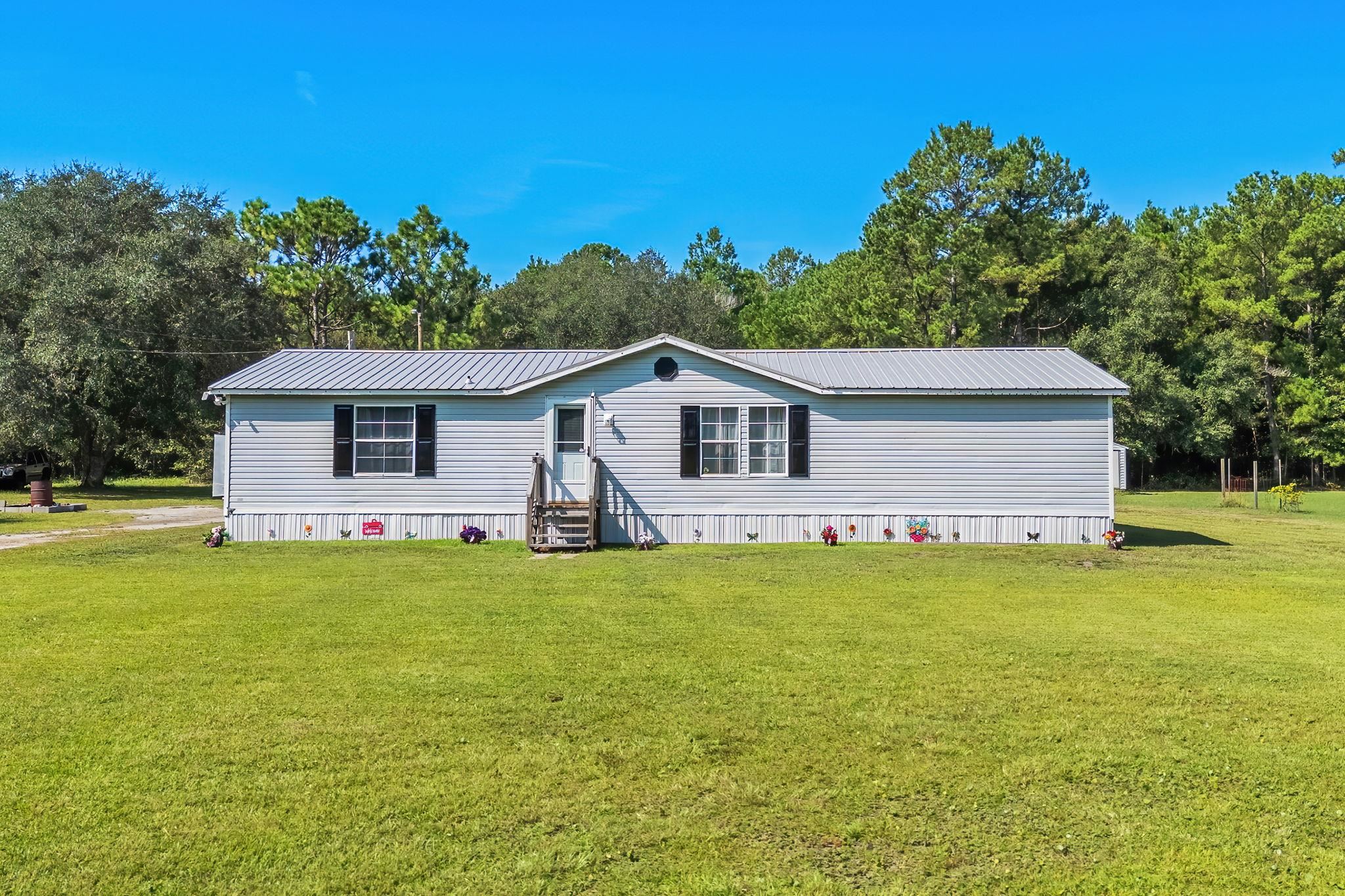 2060 Martin Street Loris, SC 29569 - Photo 1 of 29 Gallery Image 1