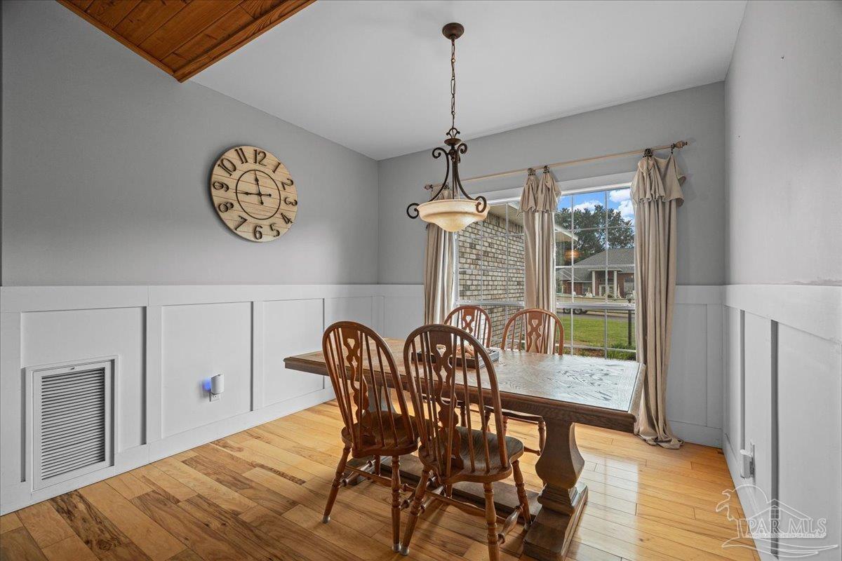 3288 Copper Ridge Circle Cantonment, FL 32533 - Photo 8 of 44 Gallery Image 8