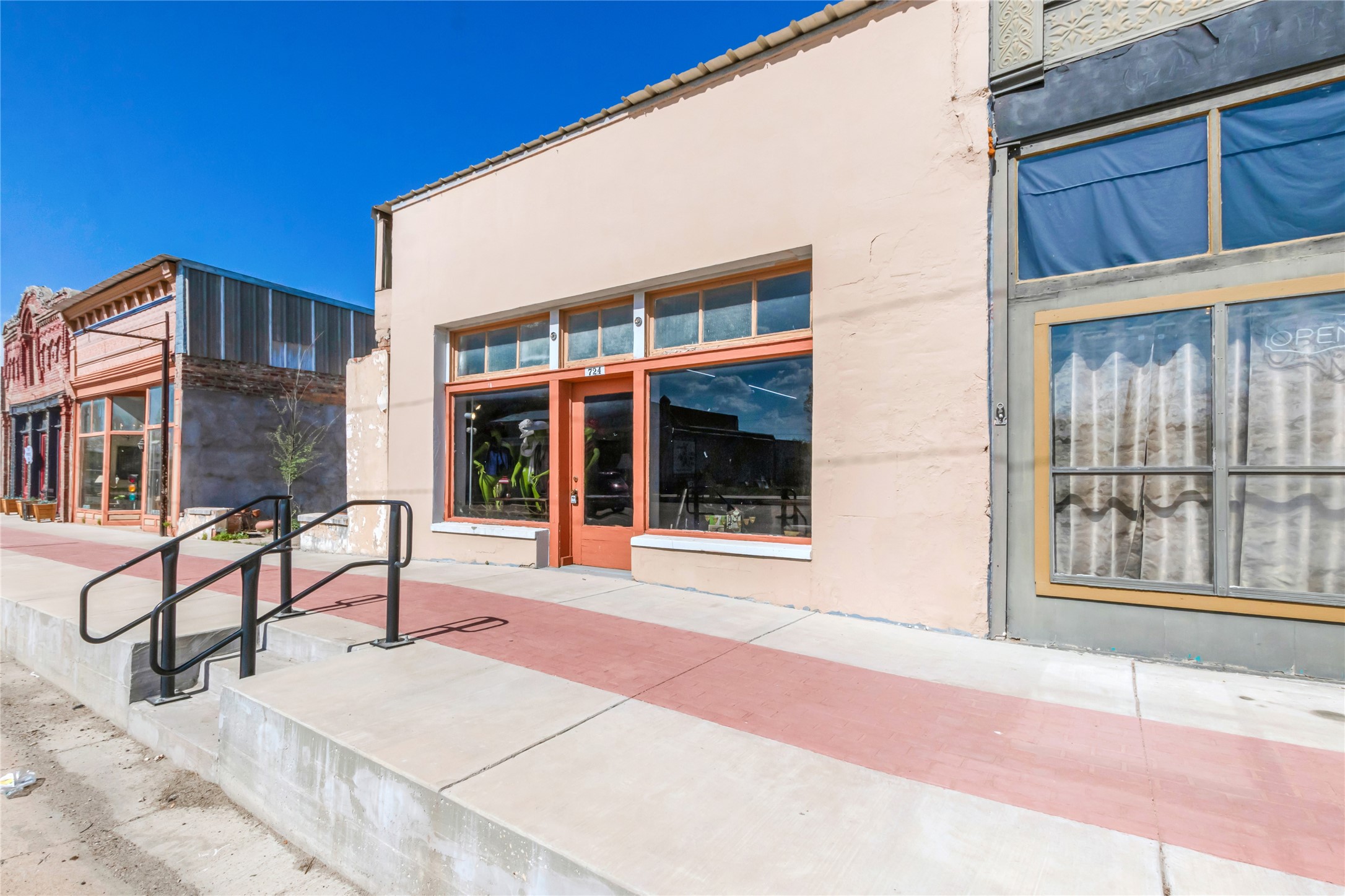 a view of an outdoor space with porch