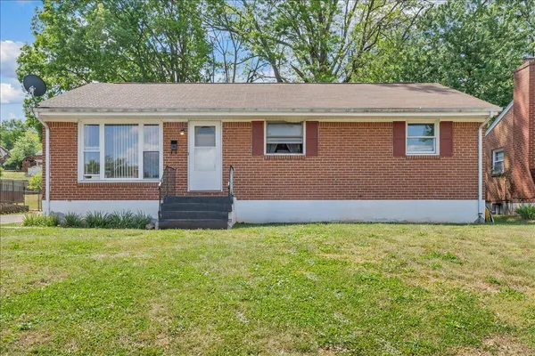 $230,900 | 4342 Holmes Street Northeast, Roanoke, VA 24012