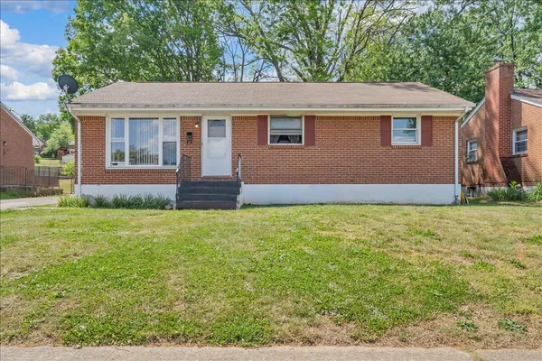$230,900 | 4342 Holmes Street Northeast, Roanoke, VA 24012