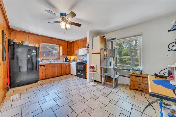 $230,900 | 4342 Holmes Street Northeast, Roanoke, VA 24012