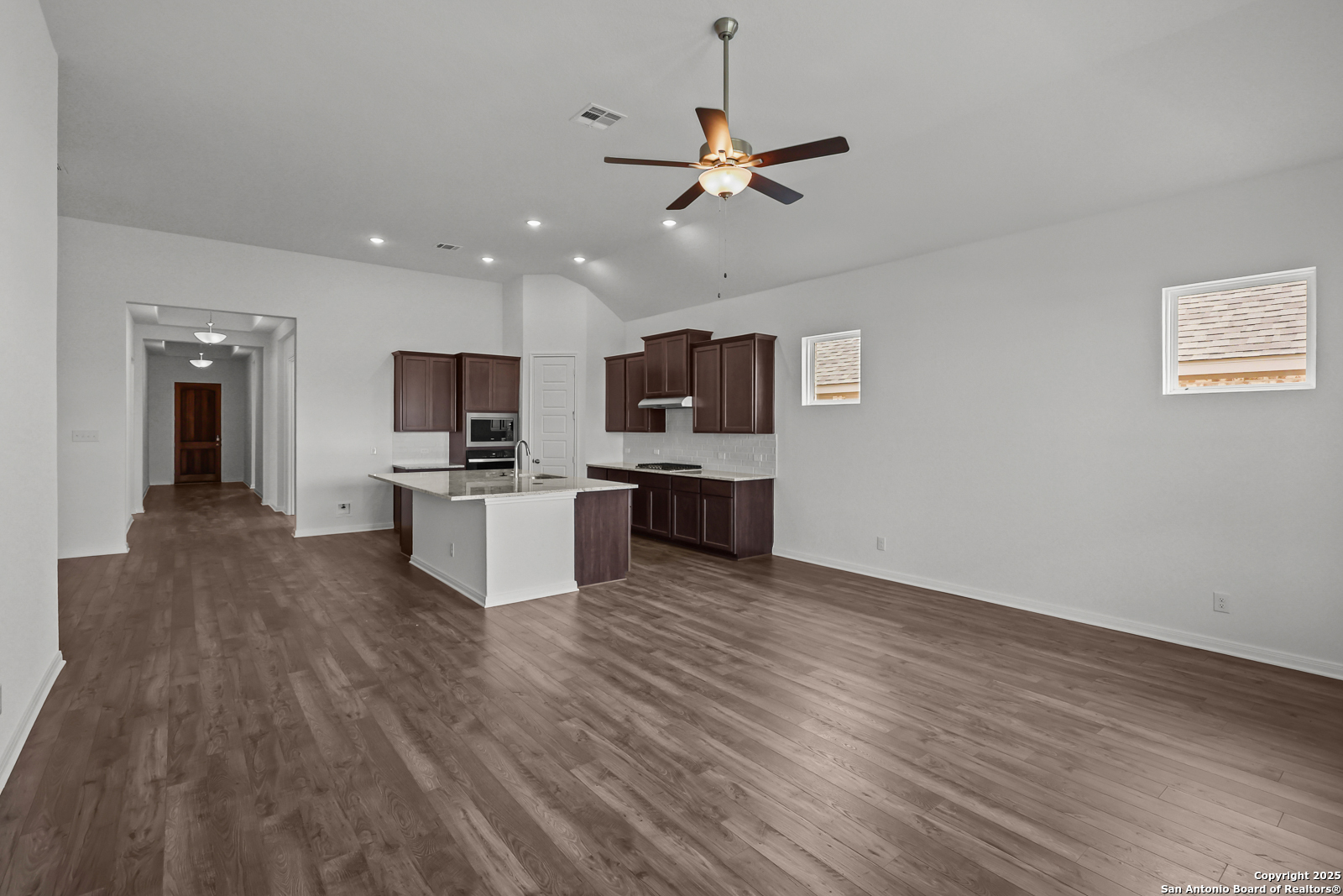 2907 Eagle Rise San Antonio, TX 78245 - Photo 11 of 32