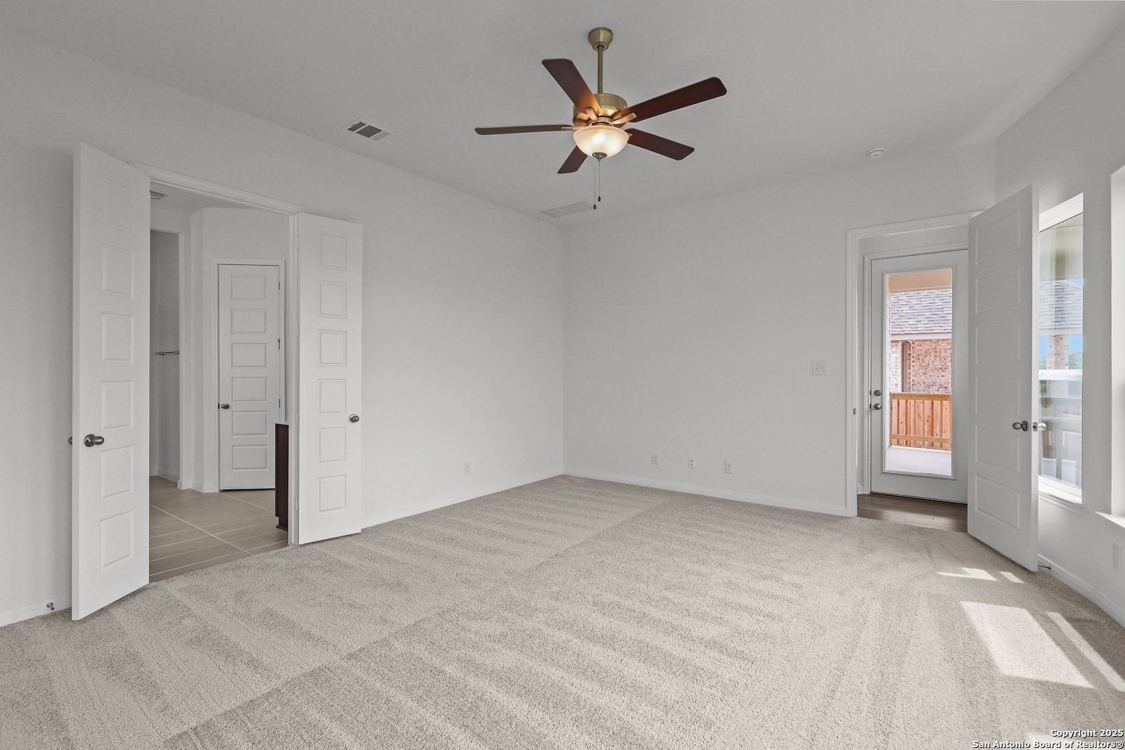 2907 Eagle Rise San Antonio, TX 78245 - Photo 17 of 32