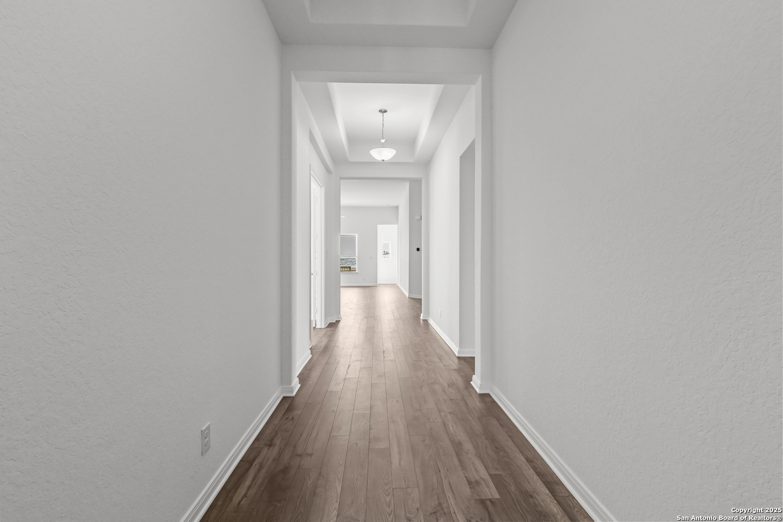 2907 Eagle Rise San Antonio, TX 78245 - Photo 3 of 32