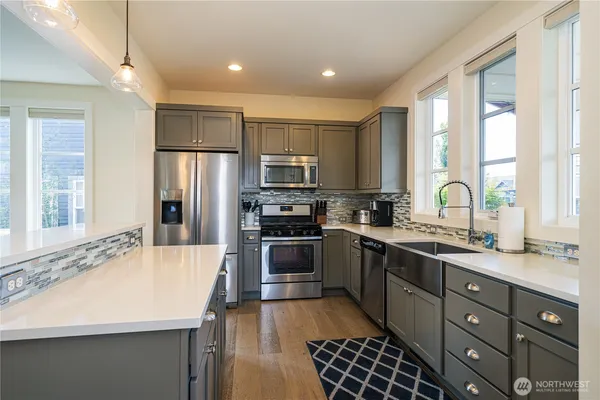 $1,989,000 | 350 Porcupine Lane, Chelan, WA 98816