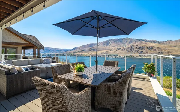 $1,989,000 | 350 Porcupine Lane, Chelan, WA 98816