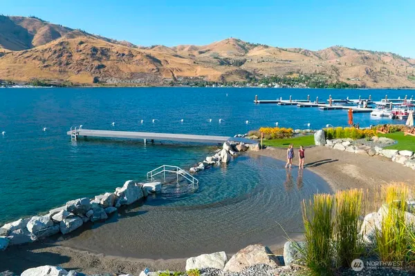 $1,989,000 | 350 Porcupine Lane, Chelan, WA 98816