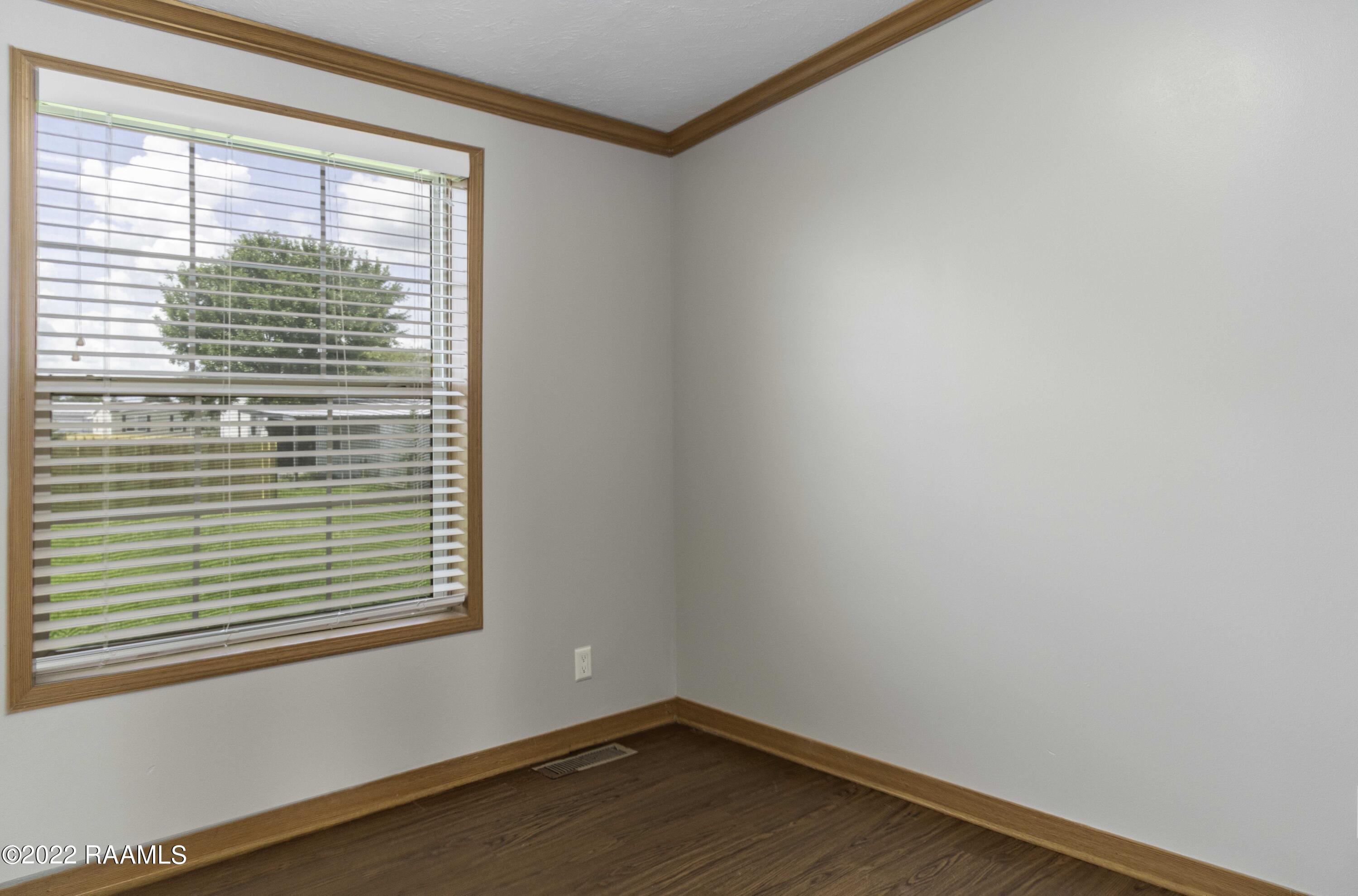 2404 Allen Road Maurice, LA 70555 - Photo 31 of 34 Office 1