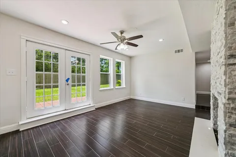 $349,000 | 1906 River Falls Drive, Houston, TX 77339