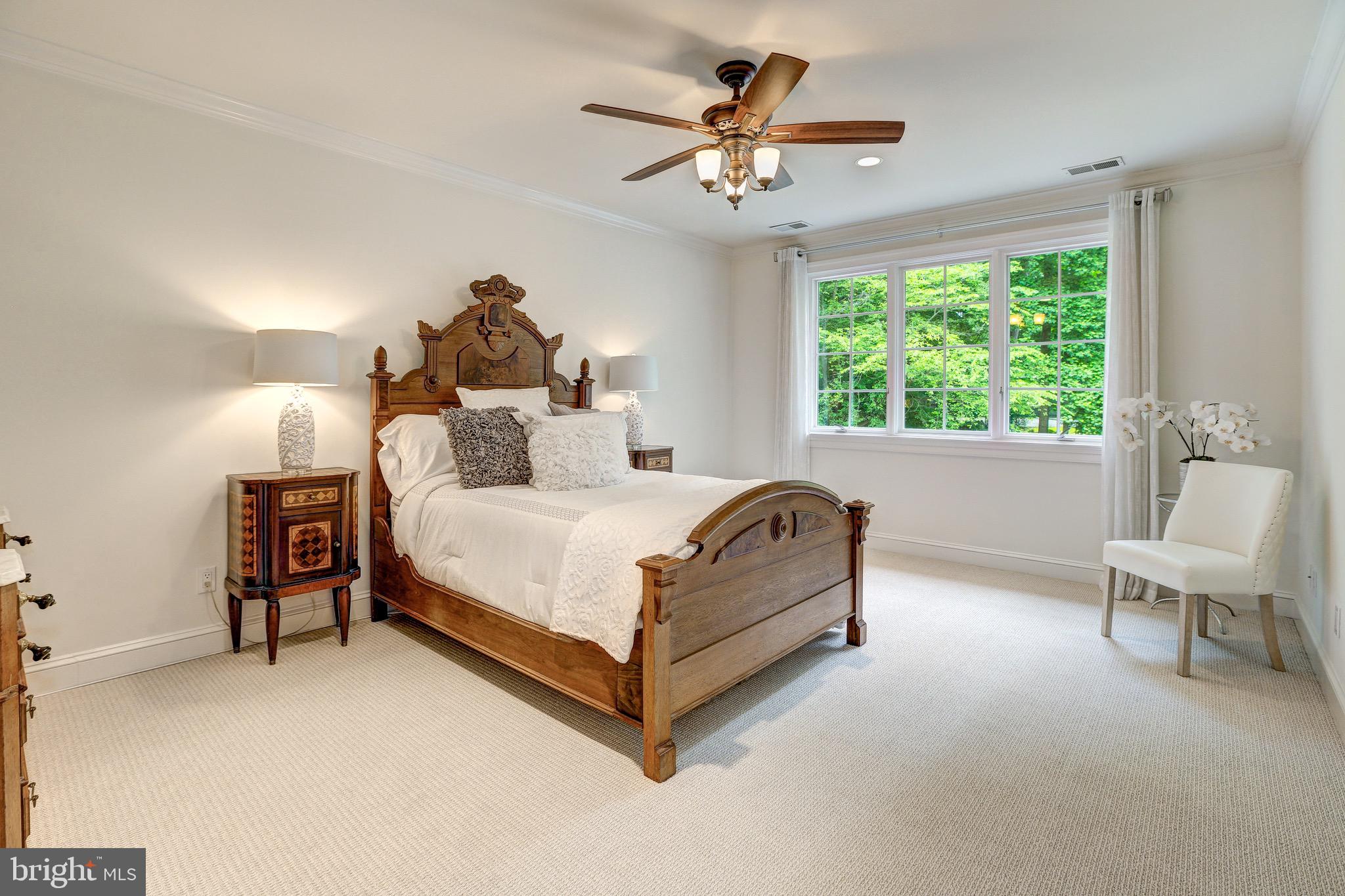 8921 Burdette Road Bethesda, MD 20817 - Photo 28 of 49 Guest Room