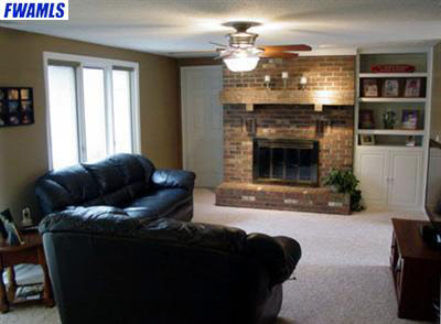 16718 Platter Road New Haven, IN 46774 - Photo 3 of 19