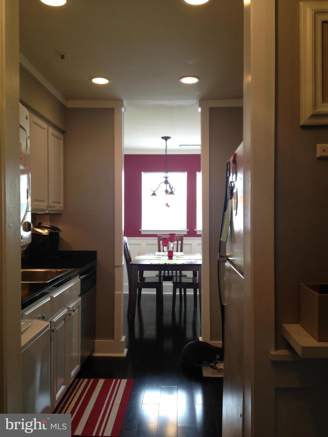8369 Montgomery Run Road, Unit I Ellicott City, MD 21043 - Photo 8 of 30 Kitchen