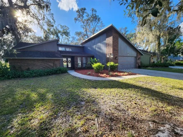 $340,000 | 34386 Whispering Oaks Boulevard, Dade City, FL 33523
