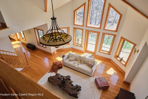 $1,395,000 | 592 Swartekill Road, New Paltz, NY 12561
