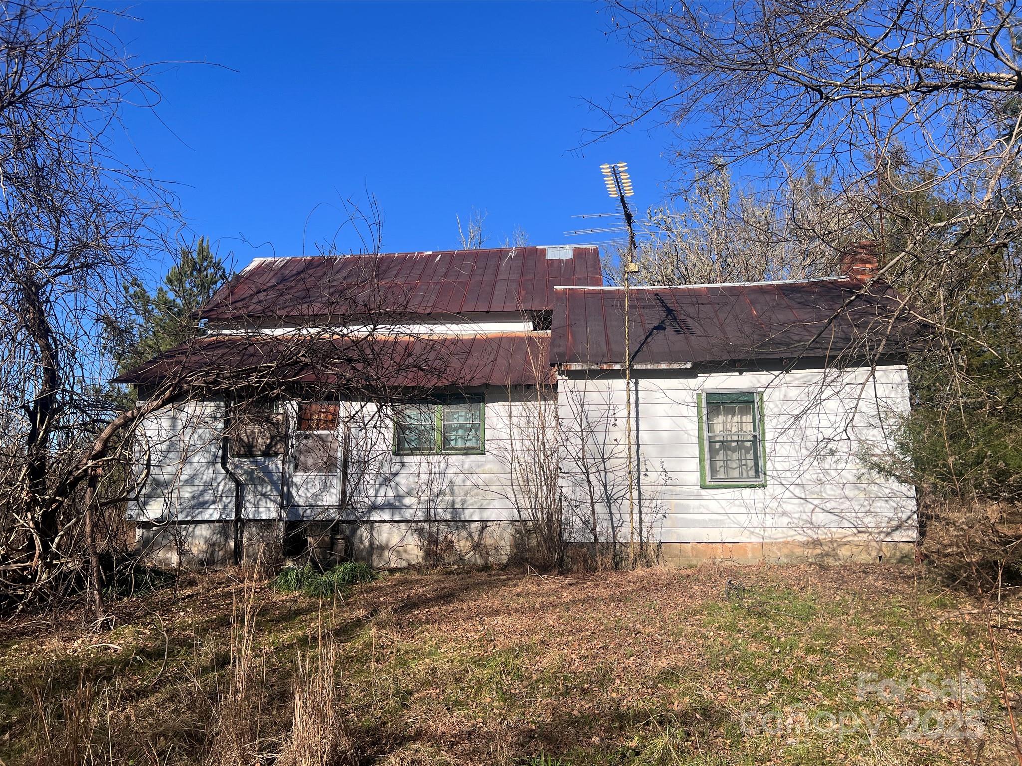 259 Sam Wilson Road Union, SC 29379 - Photo 9 of 35