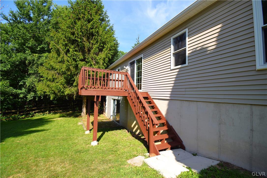 1525 Fernwood Road Slatington, PA 18080 - Photo 7 of 46 Gallery Image 7