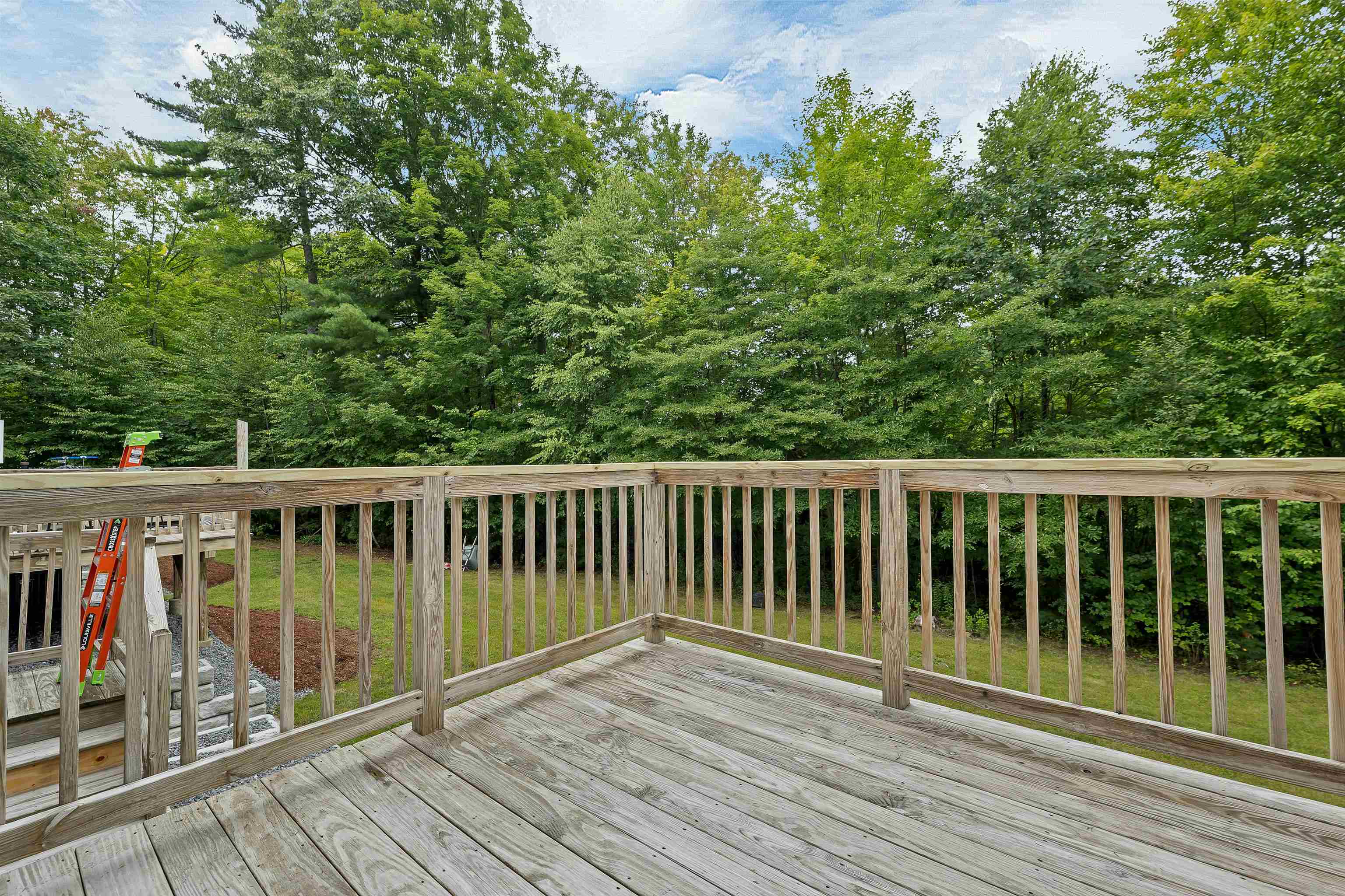 166 Sandown Road, Unit 3 Fremont, NH 03044 - Photo 34 of 41 Gallery Image 34