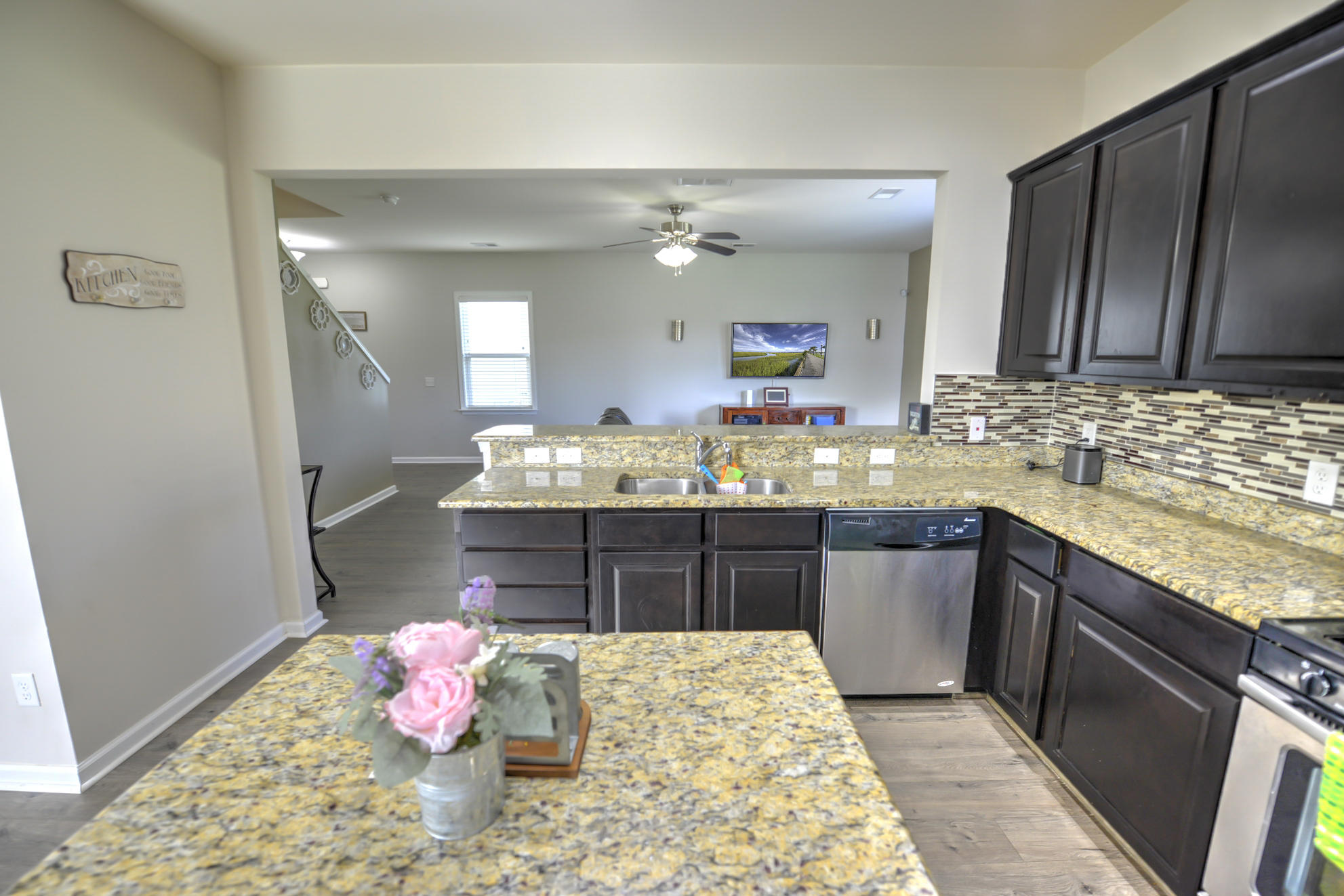 403 Ridgedale Road Summerville, SC 29486 - Photo 11 of 38 _DSC5793_4_5_6_7
