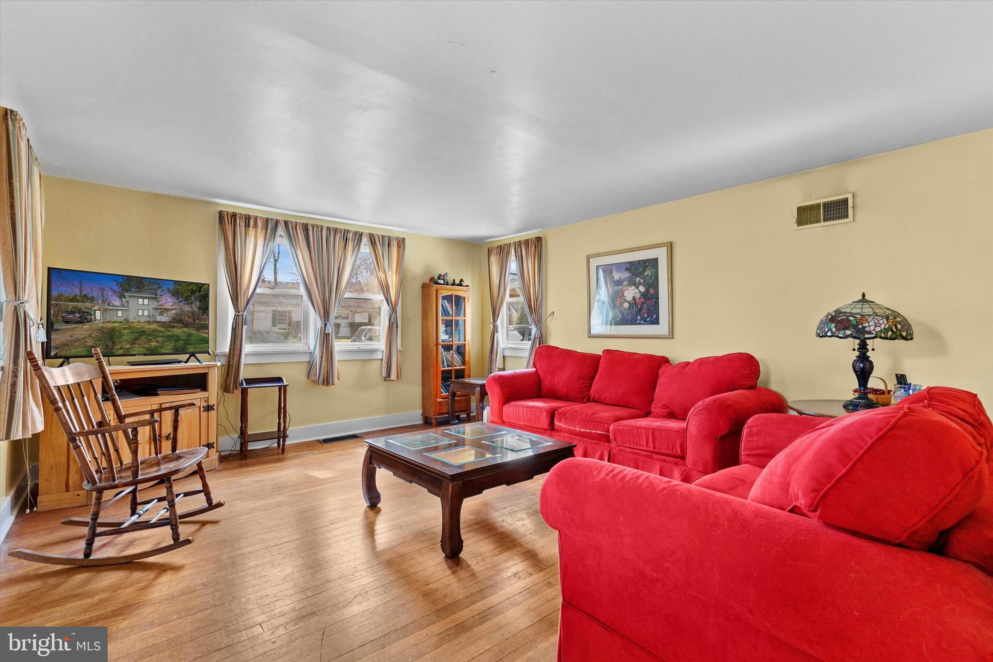 308 Pine Road Mount Holly Springs, PA 17065 - Photo 14 of 32 Gallery Image 14