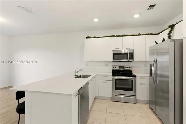 $3,250 | 12855 Northwest 24th Avenue, Miami, FL 33147