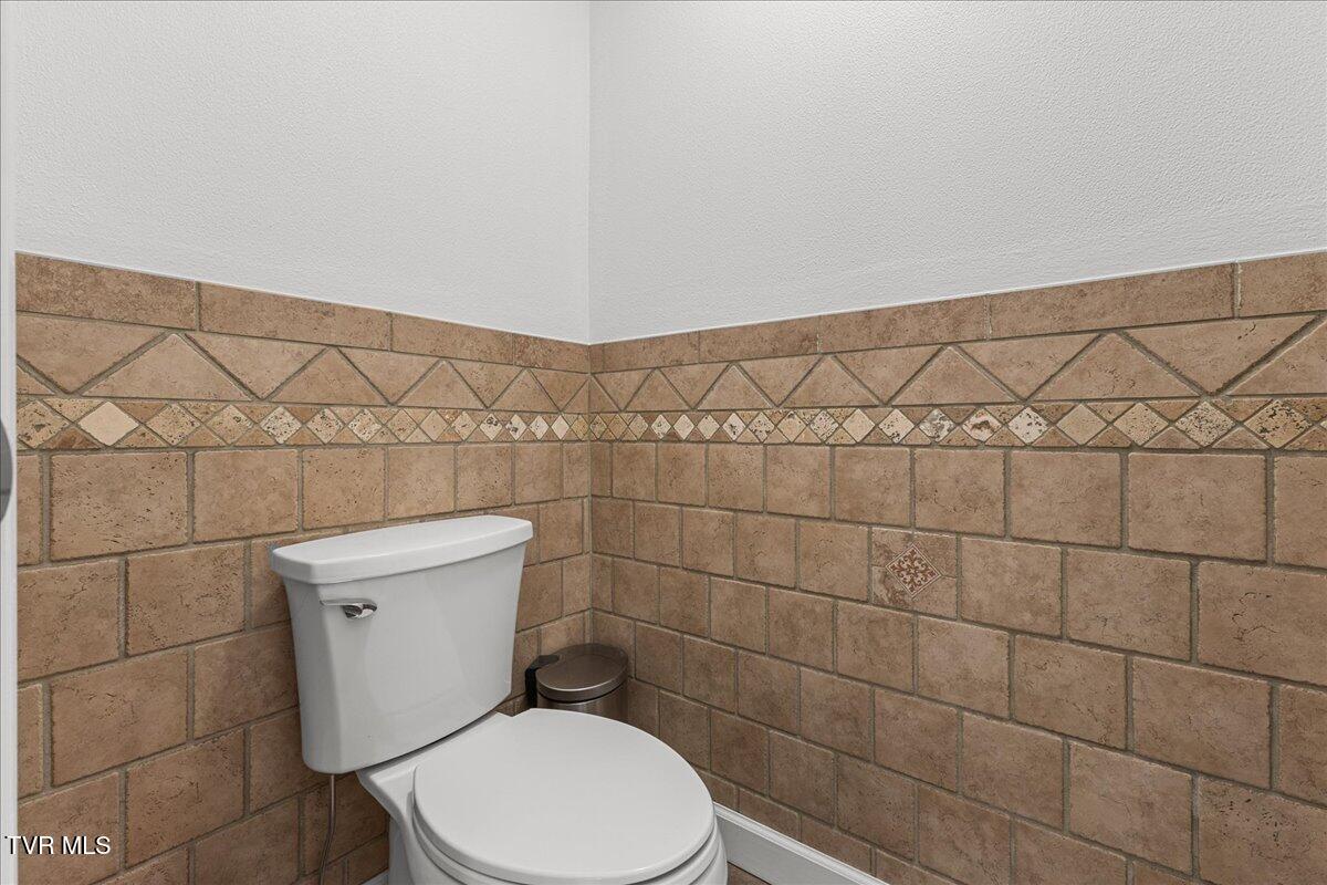 225 Mary Lamons Road Afton, TN 37616 - Photo 27 of 109 016-128A4030